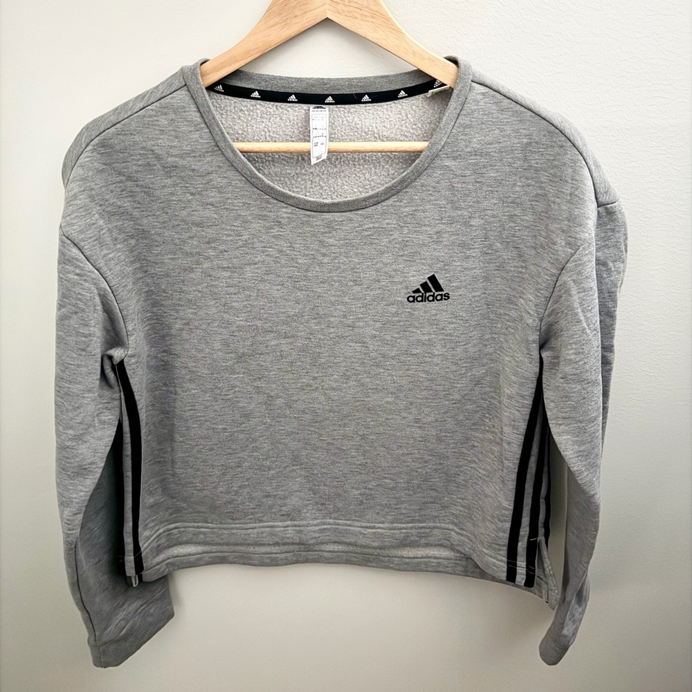 Adidas Essentials Primegreen Cropped Sweatshirt Gray Fleece Loose Fit Women’s M